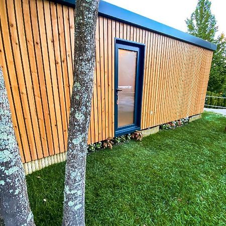 Rio Caldo Bungalow Pichoses Geres Camping מראה חיצוני תמונה